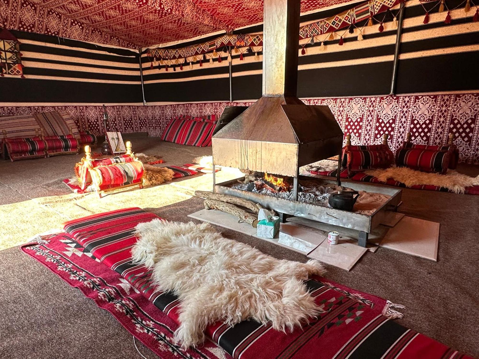 Wadi Rum Magic Camp Exterior photo